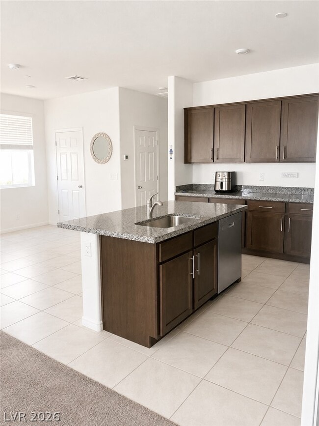 Building Photo - 667 Tiarella Ln