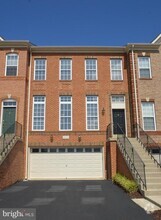 Building Photo - 25140 Boomerang Terrace