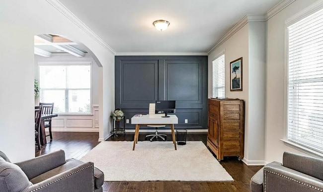 Building Photo - Spacious Raleigh Home with Modern Comforts