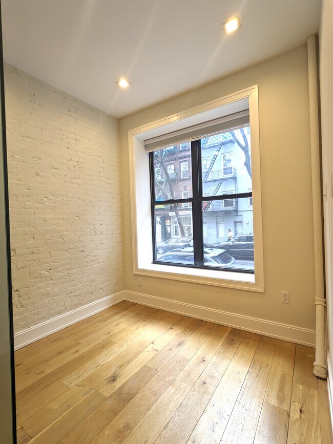 221 E 10th St Unit 2, New York, NY 10003 Apartment for Rent in New