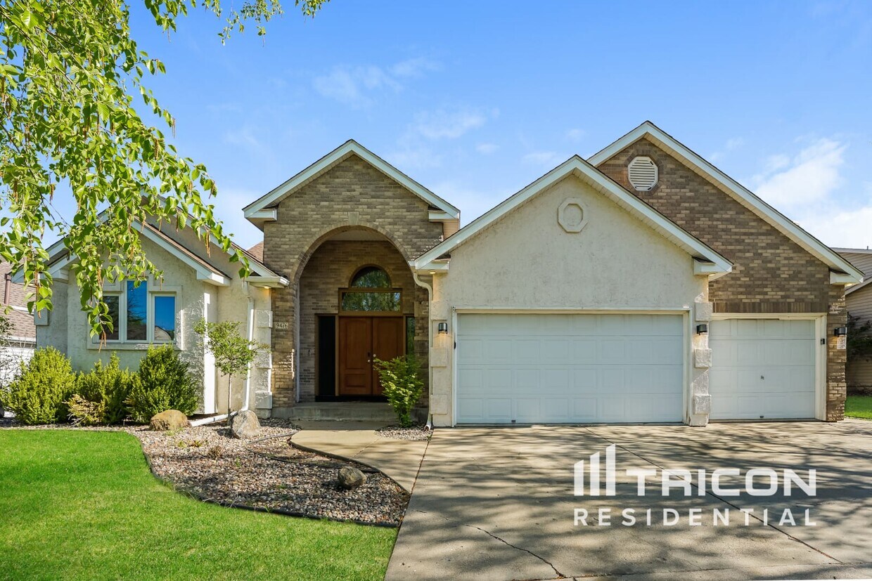 Foto principal - 9476 Barrington Rd