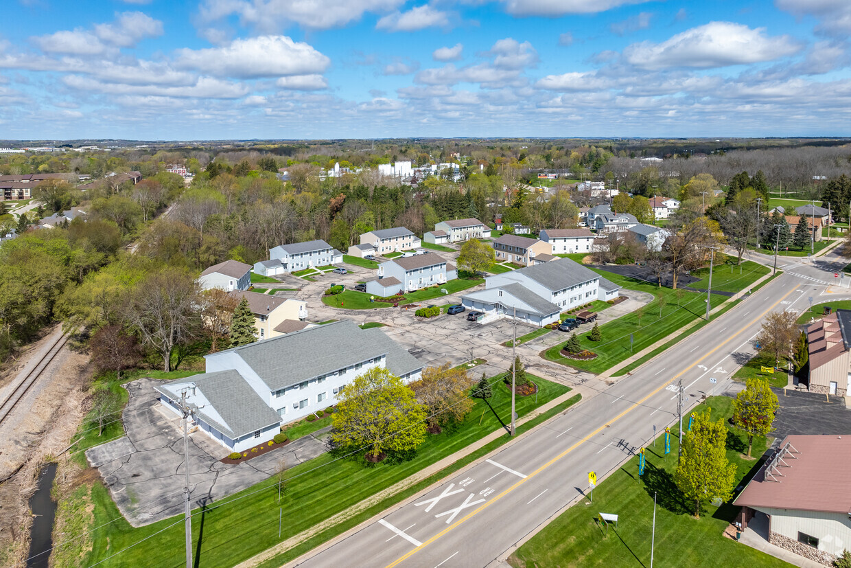 Aerial Photo - Germantown Evergreen Apartments