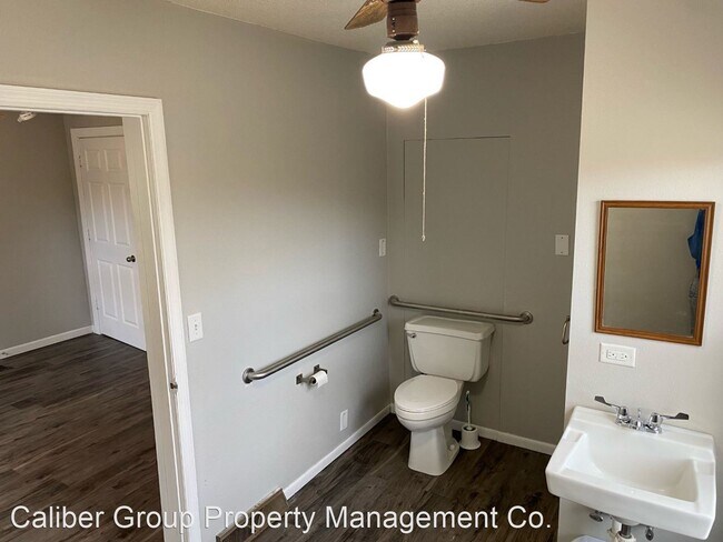 Building Photo - 3 br, 1.5 bath House - 314 1st Ave SE