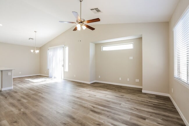Building Photo - 3528 Turquoise Waters Ave