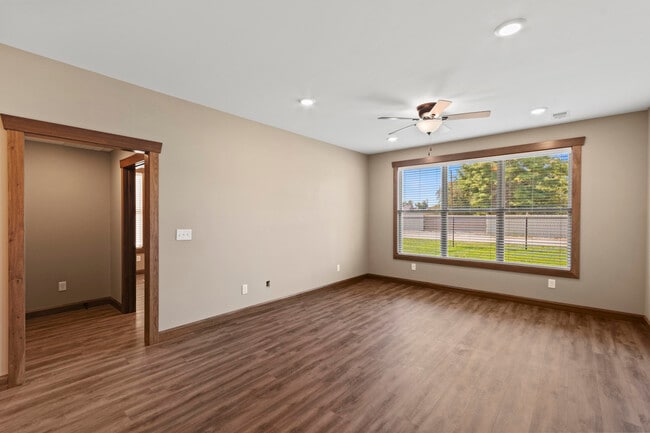 Foto del edificio - 200 Riverview Dr