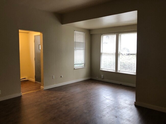 Foto del edificio - 415 NE Howard St