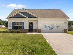 Building Photo - 313 Settlers Pointe Dr