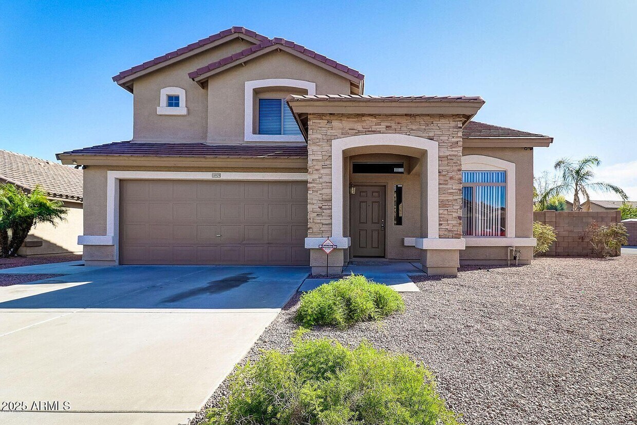Foto principal - 15929 W Cottonwood St