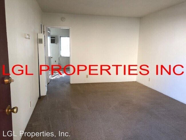 Building Photo - 2627 U St
