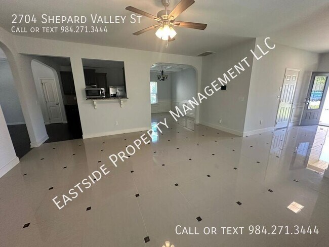 Foto del edificio - 2704 Shepherd Valley St