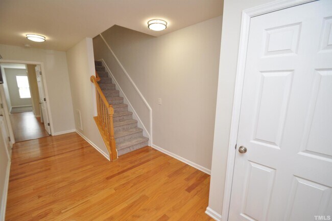 Building Photo - 1534 Haywards Heath Ln