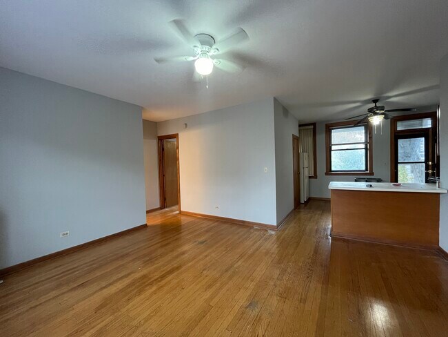 Foto del edificio - 5203 N Wayne Ave