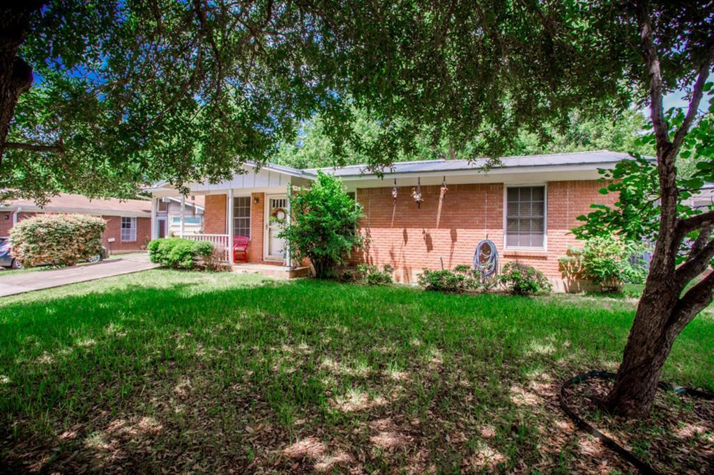 Primary Photo - 1804 Forest Hill Dr