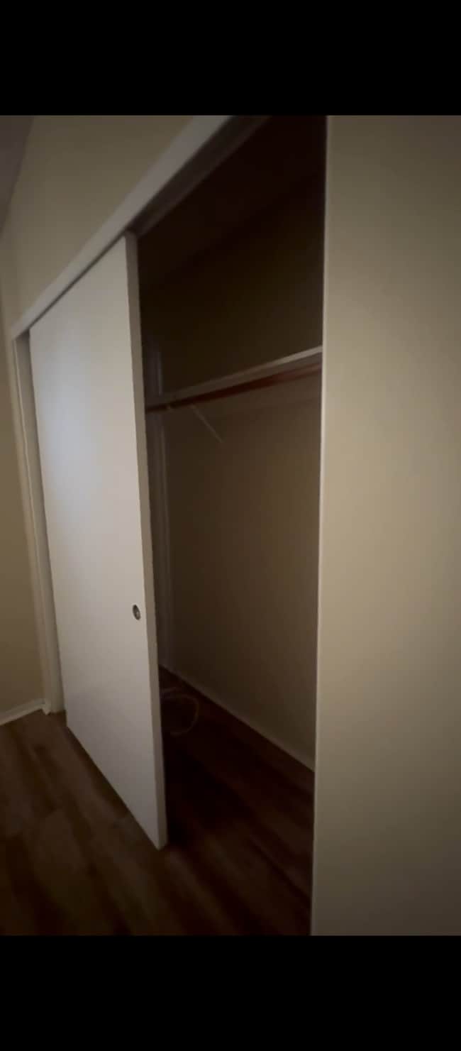 Building Photo - 853 Harper Ct