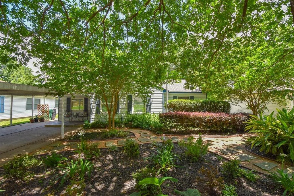 Primary Photo - 7206 Jalna St