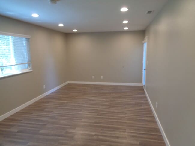 Building Photo - 1809 W 7600 S