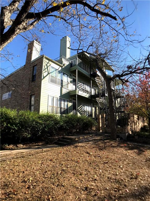 Primary Photo - 915 W 22 1/2 St
