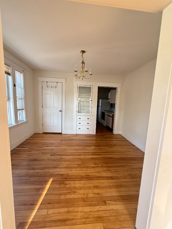 Foto principal - 557 Pine St