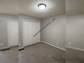 Building Photo - 5 Stoneledge Dr