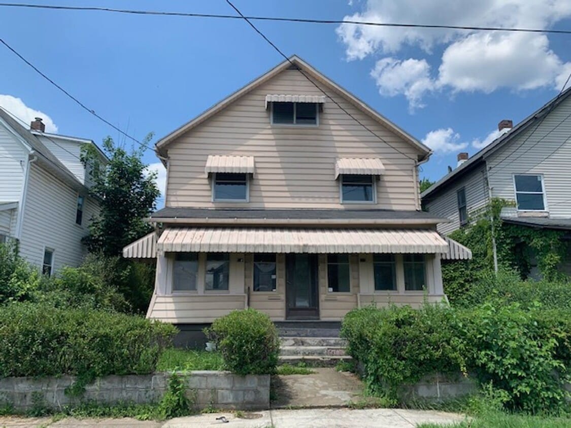 Primary Photo - Walker - 457-459 Stone Street