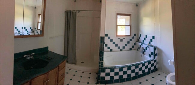 Building Photo - 26311 Samantha Ln
