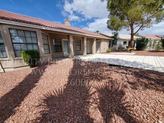 Foto del edificio - ~~BEAUTIFULLY REMODELED 3 Bed/2BA in Los P...