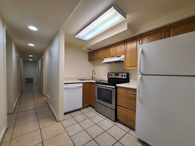 Foto del edificio - 2513 S Broadway