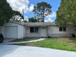 Building Photo - 7216 Coventry Dr