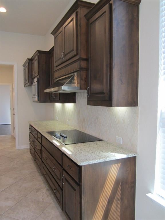 Building Photo - 13566 Mesa Verde Dr