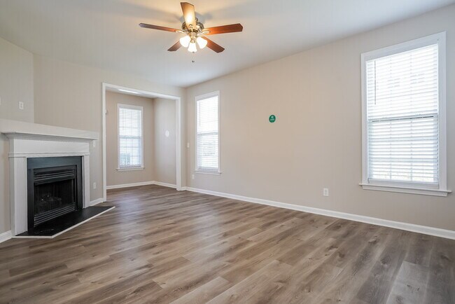 Building Photo - 212 Marino Pl