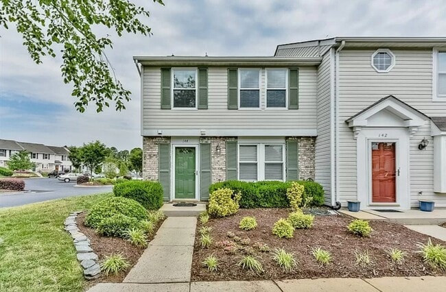 Photo - 144 Water Oak Dr Townhome