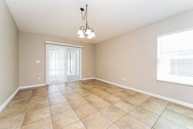 Foto del edificio - 15732 Tisons Bluff Rd