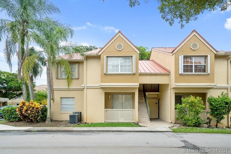 Foto principal - 18314 NW 68th Ave