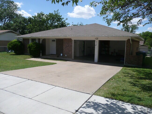 Building Photo - 6429 Moonglow Ln