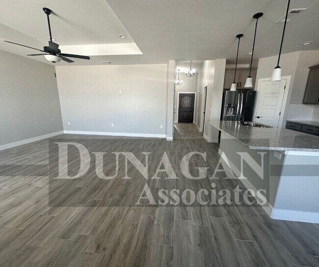 Foto del edificio - New Construction Home! 4 Bedroom 2 Bath