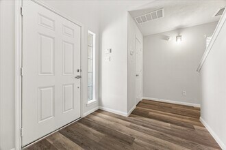 Building Photo - 3328 Masters Point Dr