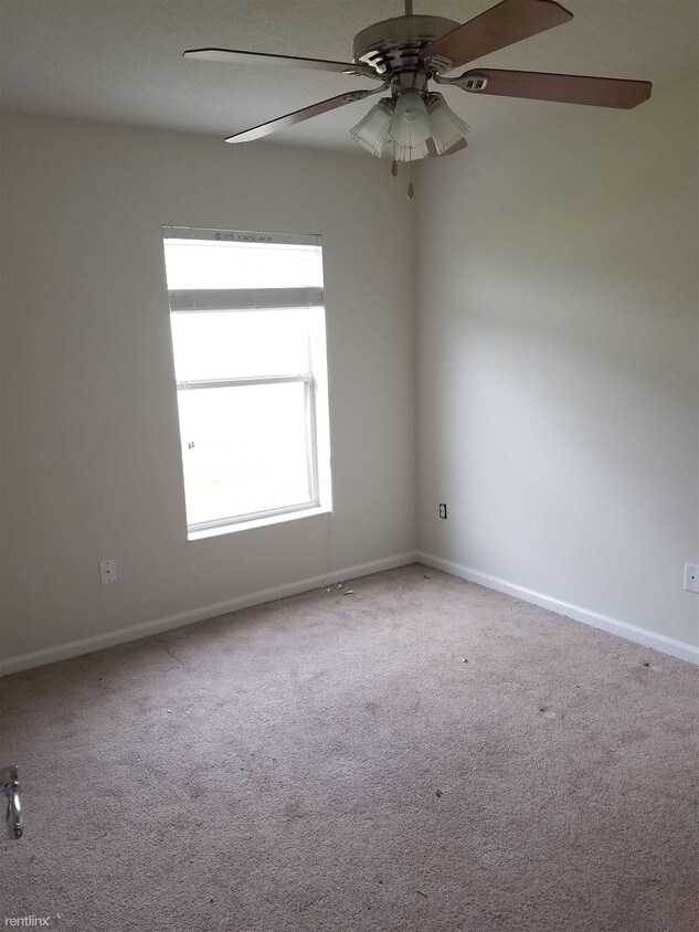 Building Photo - 1622 Dittmer Cir SE