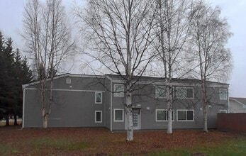 Building Photo - 350 S Santa Claus Ln