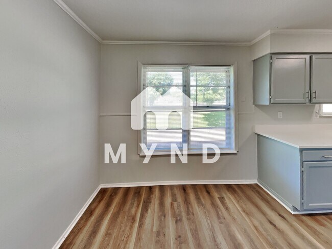 Foto del edificio - 2907 Henry Rd