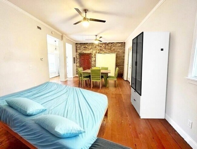 Foto del edificio - 201 Spring St