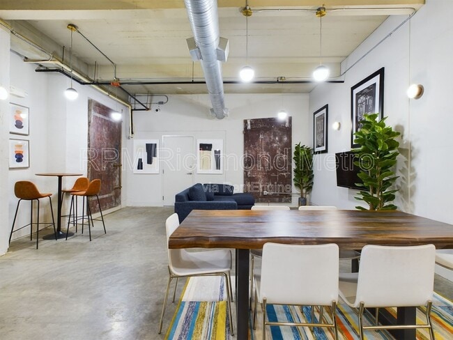 Foto del edificio - 815 Perry St