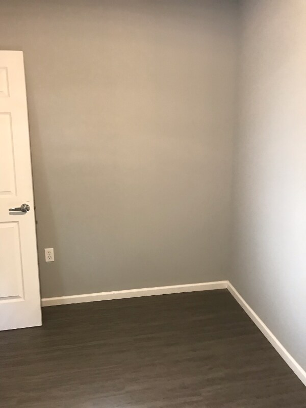 Building Photo - 137 Sivley Ave