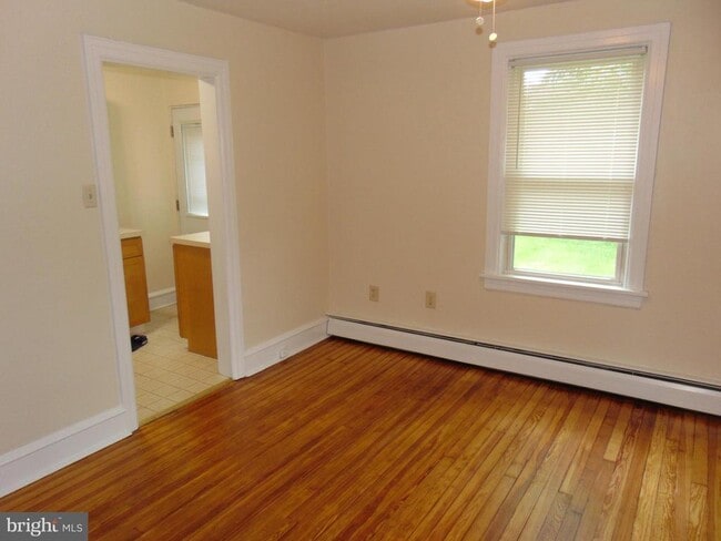 Building Photo - 1311 Bristol Rd