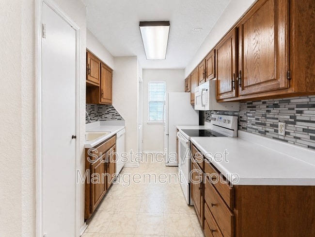 Building Photo - 14443 N Pennsylvania Ave