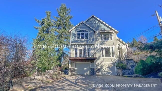 Building Photo - 4BR Beauty with Views in Sought-After Hayh...