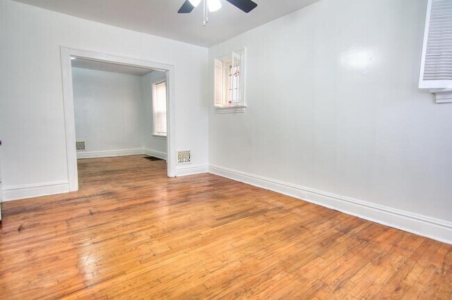 Foto del edificio - 3718 Winnebago St