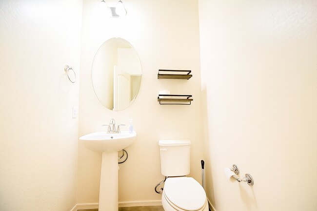 Foto del edificio - 17296 W Molly Ln