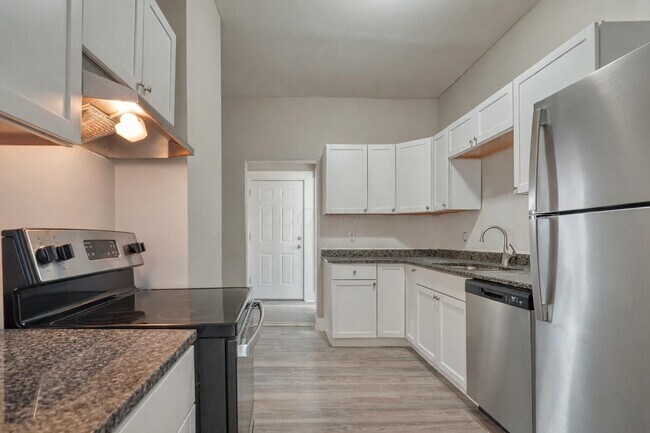 Foto del edificio - 921 Miller Ave