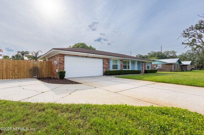 Building Photo - 2420 Blackbeard Dr