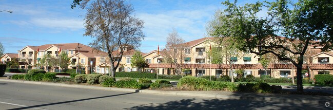 Foto del edificio - Vintage Court Apartments